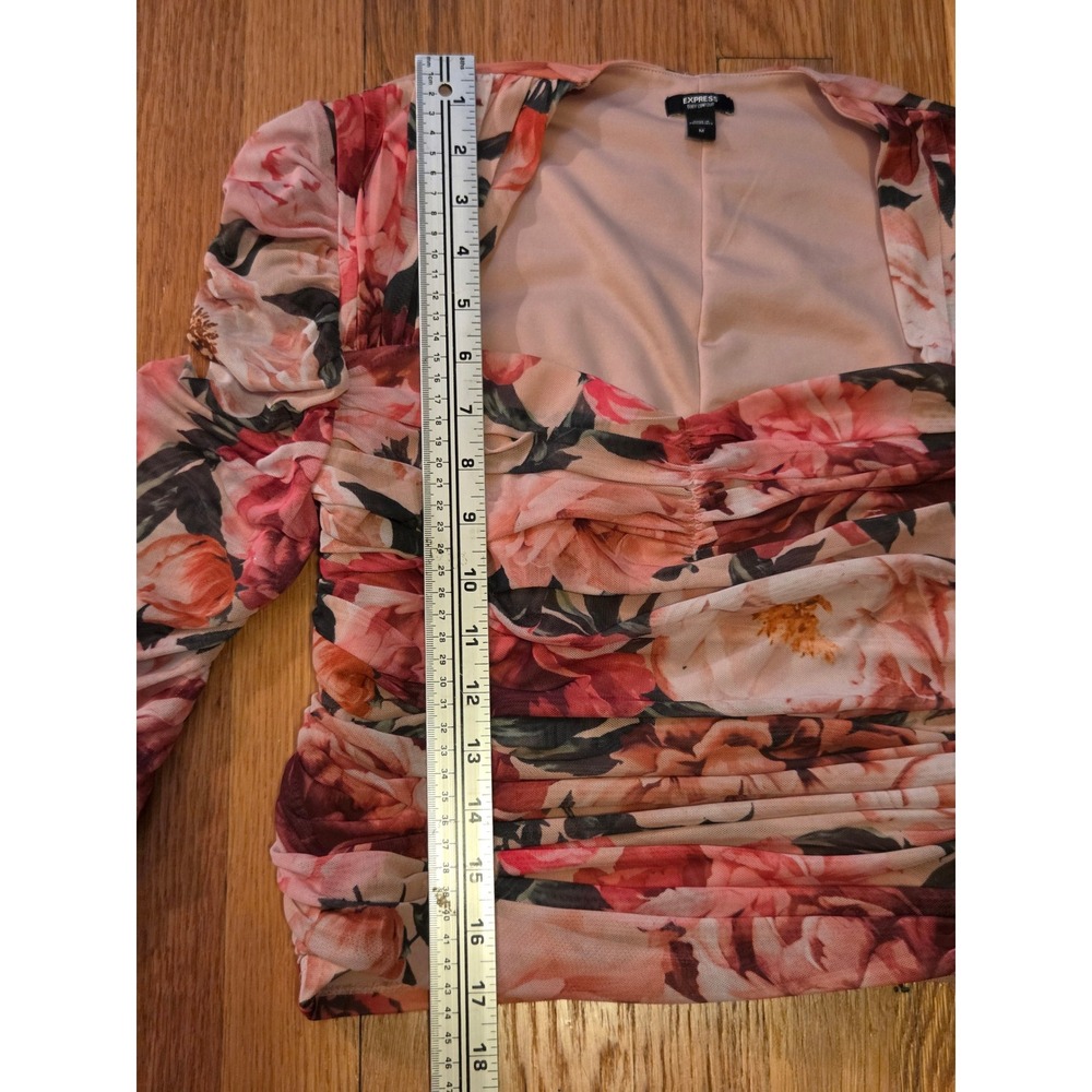 Express Bodycon Floral Ruched Mesh Sweetheart Neck Long Sleeve Top Pink Sz M - Picture 11 of 13